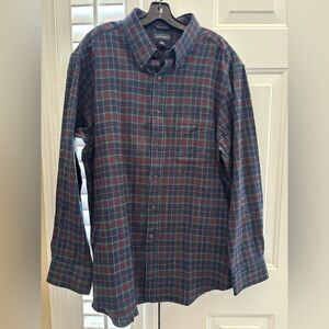 Saddlebred Men's Checkered Button Down Shirt - Navy and Burgundy